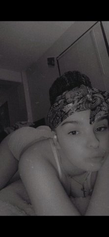 new in town hmu if you lookin for a good time🤑🥰 - 20 - 1