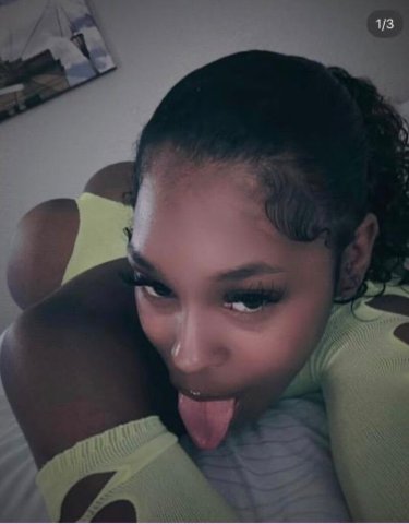 incalls and outcalls 📲 🚨Page was hacked by a white girl. The black girl is me I can verify🚨 - 25 - 1