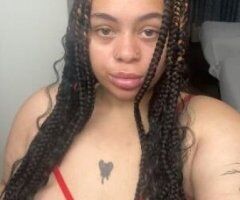 Thick curvy lightskin - Image 3
