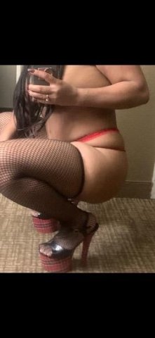 Slippery whn its WET🌊💧💦 - 1