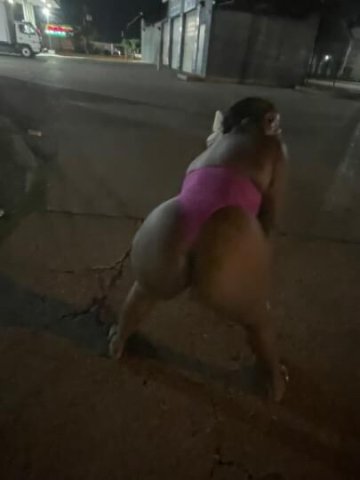 outcall special $10 deposit - 21 - 1