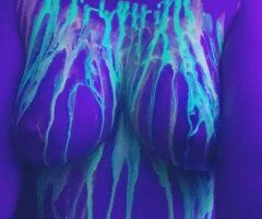 Las Vegas escorts - PETITE TREAT JUST FOR YOU ...OUTCALL ONLY
