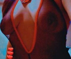 Milwaukee escorts - no anal no bare outcall or car date