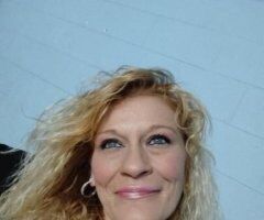 Charlotte escorts - Holiday Heels and Thrills!
