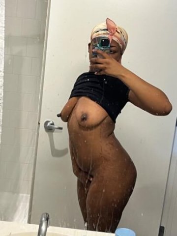 Young shott slim girl with a soft asss - 1
