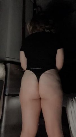 Young wet and horny - 1