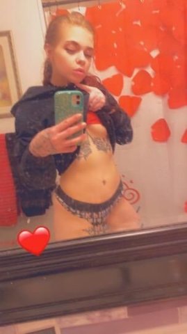AVAILABE for IN-PERSON dates and CONTENT aLl DaY long get at your girl let's GET WILD BABY XoXoXoX 😙💞 - 1