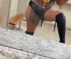the sexiest puta ever - Image 2
