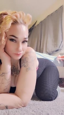 80 qv ALL DAY @purdythikkthang OnlyFans ... Katie Cakes lets Play 80qv all Day - 1