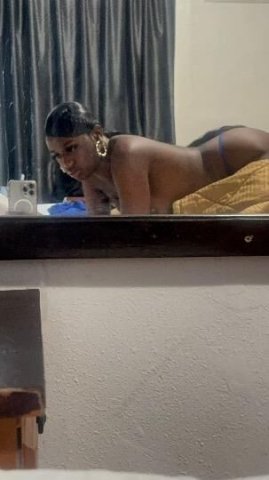 Im Looking For Fun & Ready To Fuck💋 🔥🔥⬇ I’m Available Now⬇🔥🔥 SLIMM THICK 💦🫦 , WET TIGHT & READY FOR FUN! 👅 INCALLS /OUTCALLS - 20 - 1
