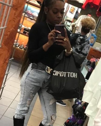 your favorite lady 🩵🤪 - 1