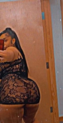 BIANCABOMB FROM TNA 🤩 YOUR FAVE GIRL FROM PDX 💦ARRIVING SOON INCALL OUTCALL 24/7 💦 😍🥰 - 1