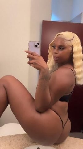 LEAVING TOMORROW 💕CUM MAKE THIS TALL SEXYY HOUSTON STALLION CUM WHILE I MAKE YOU CUM🍫🍆💦 - 1