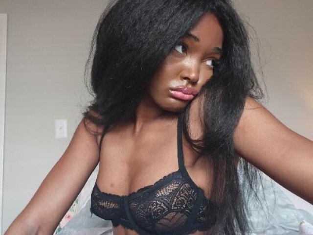 Lady Seeking Gentleman - 1