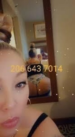 Visiting Olympia today 💓CURVY LOVERS DREAM GIRL 💓BIG BOOTY BLONDE HIGHLY REVIEWED ON TNA 💓DONT MISS ME 💓 ADD MY FANSLY - 1