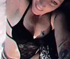 i'm up late- come play with me, I'm bored!! - Image 3
