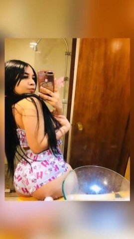 amor puta caliente bebe divertida en la cama - 1