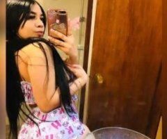 Sarasota/Bradenton escorts - amor puta caliente bebe divertida en la cama