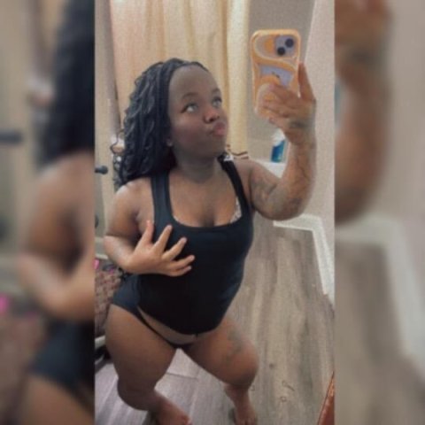 ((verification on my page )) Princess Here 3 foot 11 Come See Me 🧚🏾♀💦 - 1