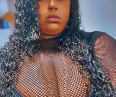 IN TOWN FOR THE NIGHT BABY LET ME MAKE ALL YOUR DREAMS COME TRUE - Image 2