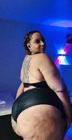PHAT BBW WIT A PHAT PUZZI💋🫦 DA real MS juicae red berry Tatted - 1