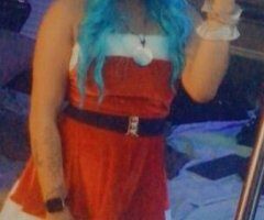 come play with santa little helper🫠🫠🫠🤲🏾👅💦🌊Don't be scared Lets relax and unwin - Image 2