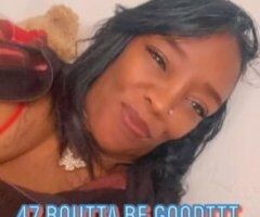 NO BARE ANYTHING EVA🤌🏾SO PLEASE DONT ASK ME THAT LOOK NO FURTHER💋🥰i BE DHERE TUNITE FELLOWS - Image 1