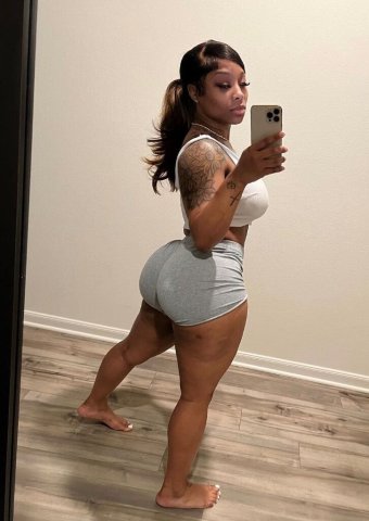 Here to satisfy your wants and needs🥰💦🌊 l🫦NO LOW BALLERS!!!!! outcalla only ONLY! - 26 - 1