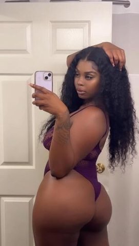 Let me make you cum😍🫦💦All the way from Houston TX🤘🏾🤪here for a good time not a long time. Catch me while you can.🤪🫦💦 LEAVING 11/5🗣 - 1