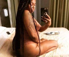LayLay Dripping Honey 🍯 Gold ✨️ - Image 9