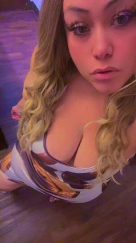 LAST NIGHT IN TOWN. 🛑✋HOT OIL MASSAGES/HOT TUB Fun 1⃣0⃣0⃣💲 Specials 💜💜💜 Party Friendly 💜💜💜Sexy Green Eyed BBW Blonde Goddess💜💜💜Fetish Friendly - 1