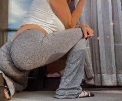 St. Louis escorts - 2 GIRS SPECIAL! naughty boys only