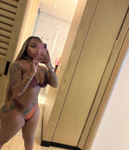 looking for a man 😘🤤 - 25 - 1