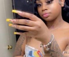 Miss Texas 💋🥵 - Image 2