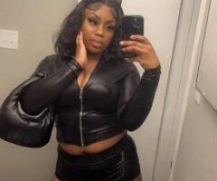 Miss Texas 💋🥵 - Image 5