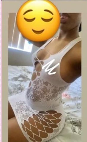 Sexy Lil Brown Skin🤤 out calls and car dates only🥰 - 19 - 1