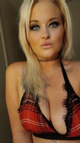 💥Sexy Pregnant Blonde Babe💥 - 1