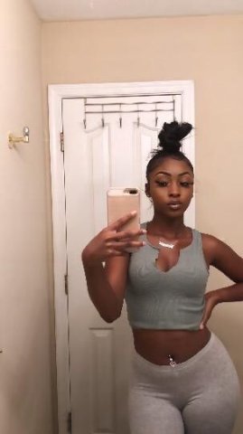 pretty brown and petite 😻🍫 - 1