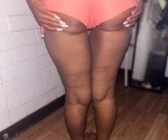 wettest , baddest & thickest IM AVAILABLE 😋🤪 - Image 2