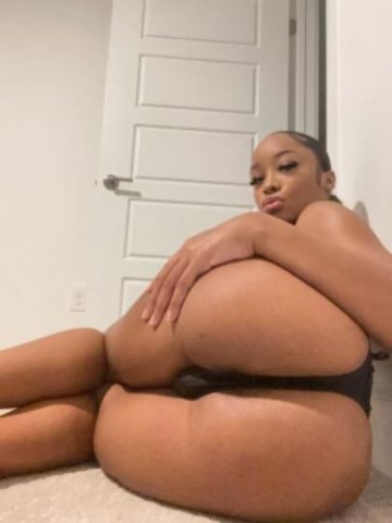 Your Favorite 🍑🍒😍😍 - 1