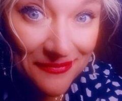 Racine escorts - Its Friday! Time to relax !Viking Barbie ready for fun!
