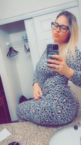 Girl next door with a LITTLE secret 💋 - 1