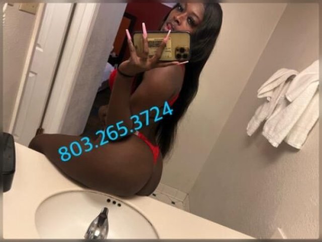 Sweet & Sexy Brandy 👅 Limited Time ✨ - 1