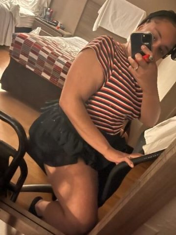 OUTCALLS & INCALLS !!! Coco Has A Playmate !!!! - 1