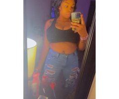 Wilmington escorts - INTOWN this afternoon 🩷💋 Busty Redbone mixed