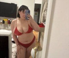 cute thick white girl - Image 3