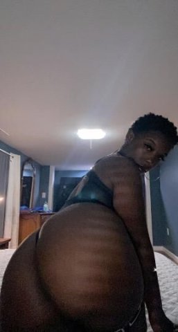 outcall only , no deposit .. - 1