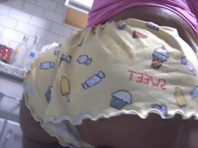 I just love to have fun and throw this ass backkkk - 1