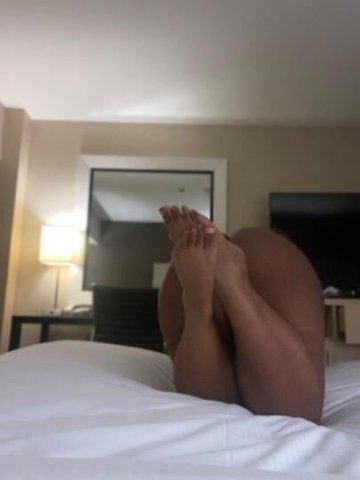 hot mama - 1
