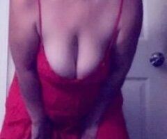 Your Favorite BBW - Image 2